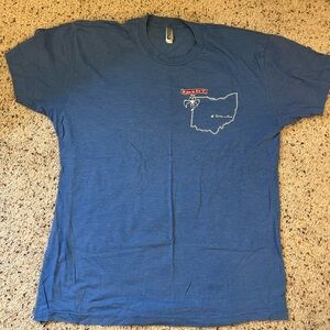 Red Wanting Blue Graphic T-Shirt